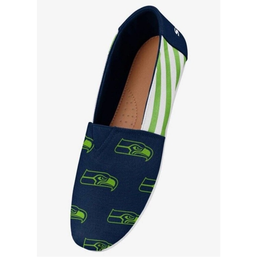 Seahawk Canvas Flats - Picture 5 of 6